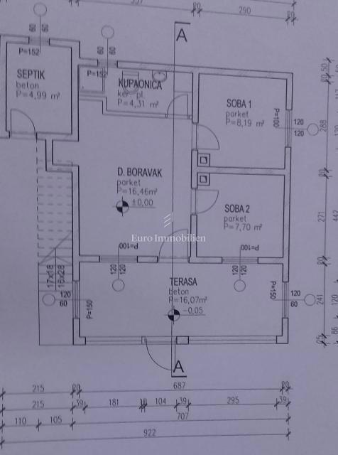Hiša z dvema stanovanjskima enotama, 230 m od morja