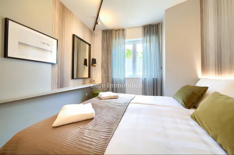  Grad Krk, opremljeno stanovanje v pritličju