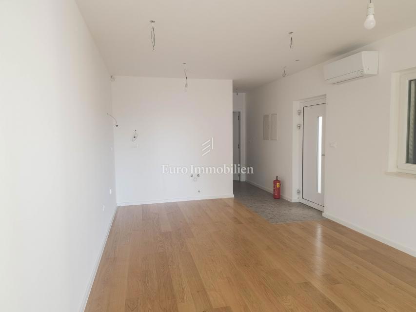 Novogradnja v pritličju z vrtom, Mali Lošinj