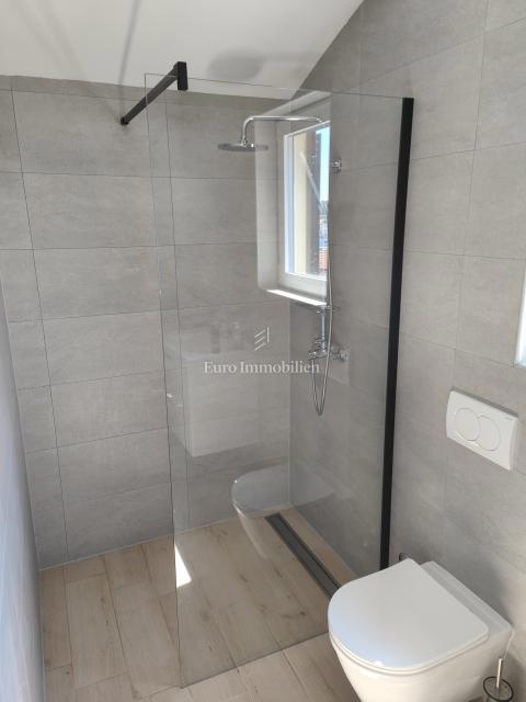 Novo dvosobno stanovanje s pogledom na morje