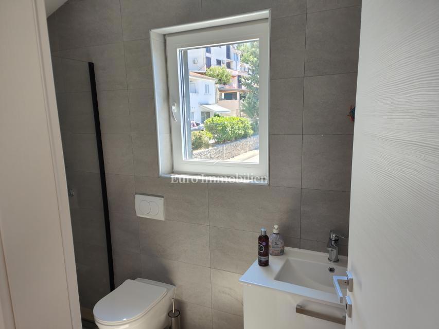 Novo dvosobno stanovanje s pogledom na morje