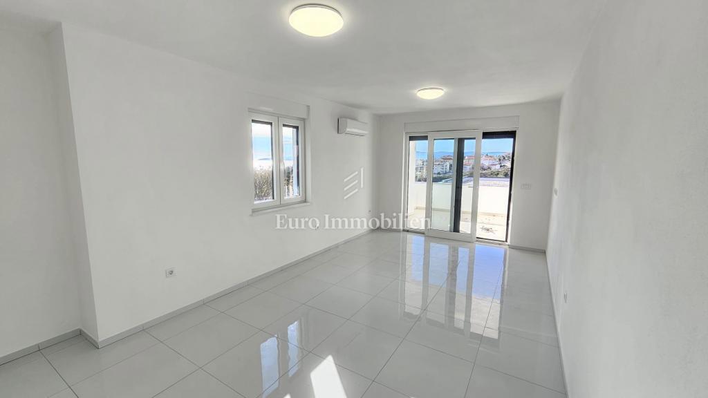 Novi Vinodolski, novogradnja, 2. nadstropje