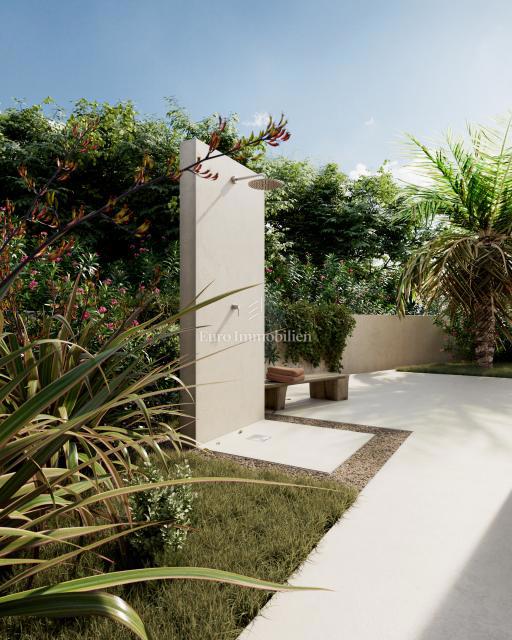 Luksuzna vila z infinity bazenom v okolici Labina