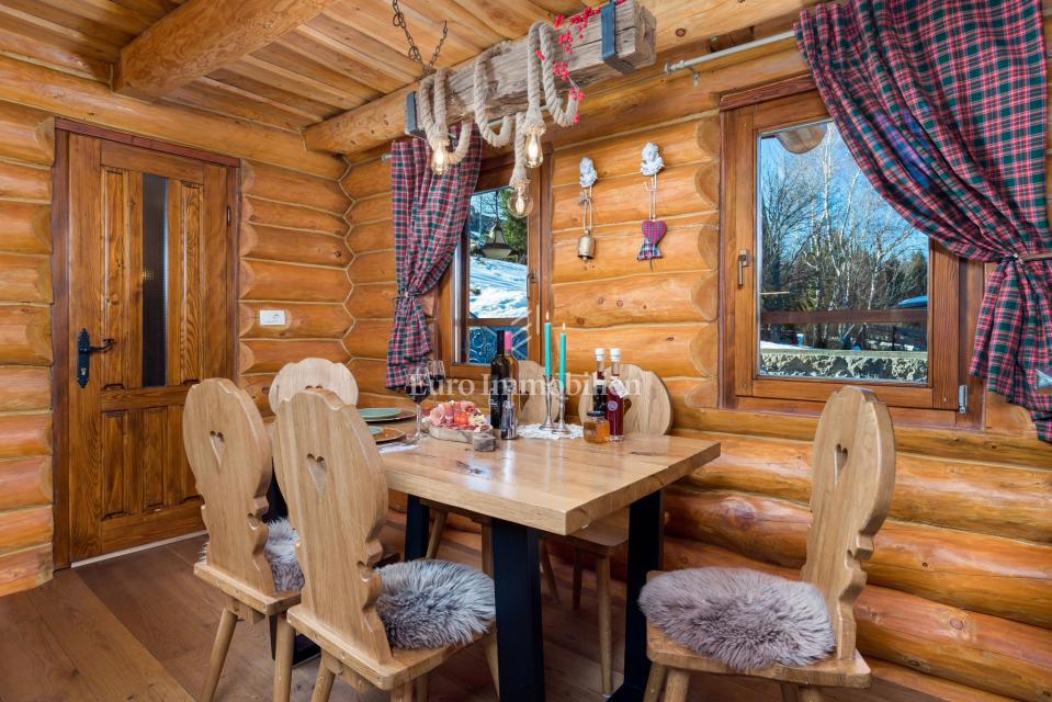 Ravna Gora Kupjak, hiša z bazenom in wellnessom