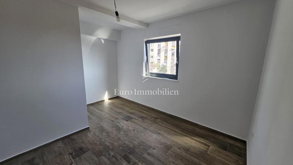 Čudovito stanovanje s pogledom na morje