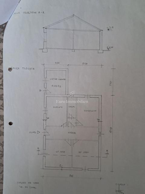 Ždrelac - hiša z vrtom na mirni lokaciji