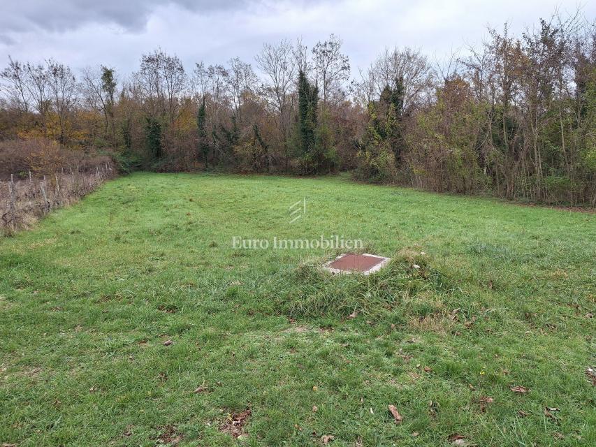 Istra, Raša - gradbeno zemljišče 1.560 m²