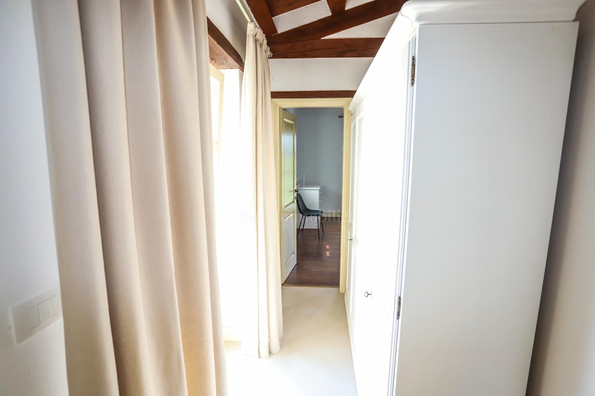OKOLICA TINJANA!!! Velika samostojeća villa sa 4 spavaće sobe, idealna za iznajmljivanje