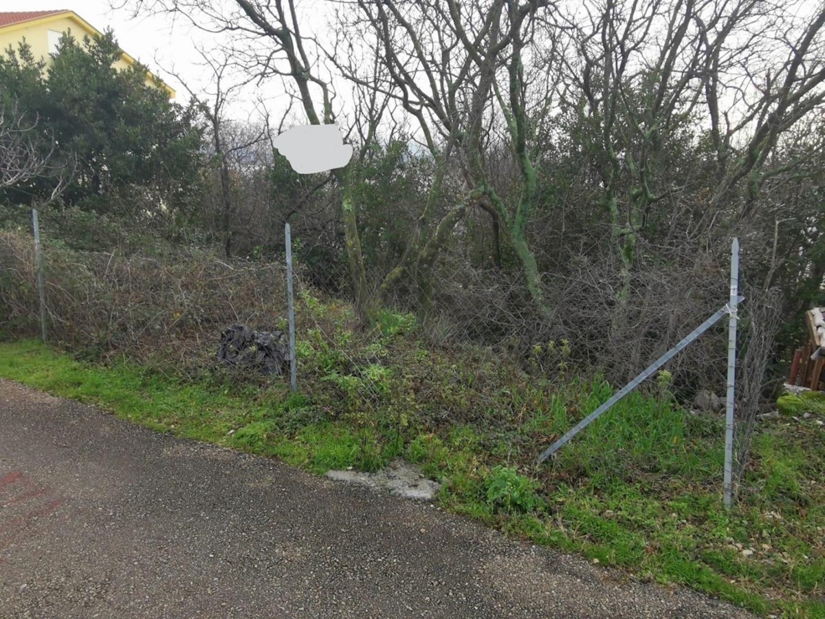 Zemljišče 684m2 s pogledom na morje