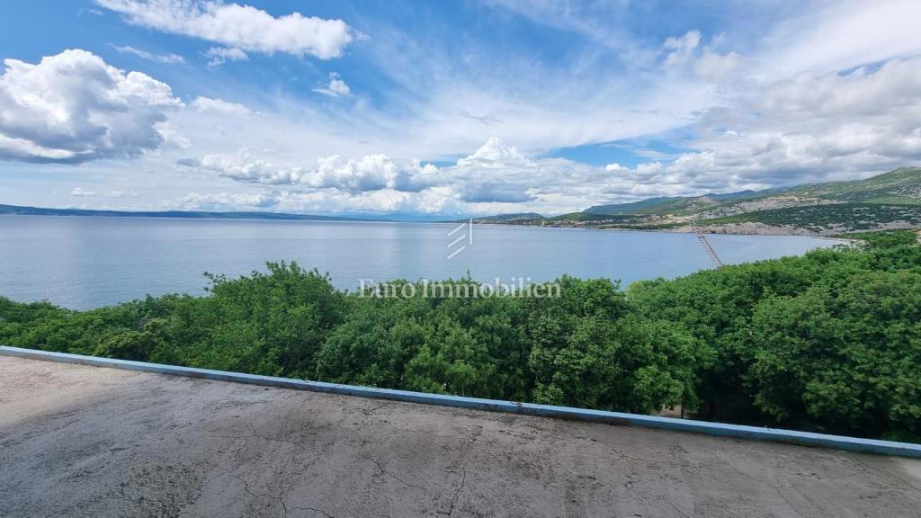 Klenovica stanovanje prva vrsta do morja