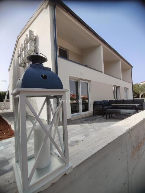 Novogradnja otok Pašman - apartmaji v stanovanjskem objektu