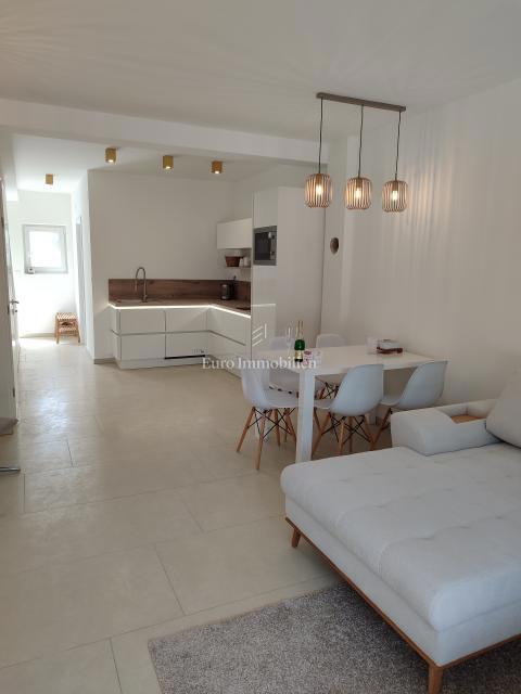 Novogradnja otok Pašman - apartmaji v stanovanjskem objektu