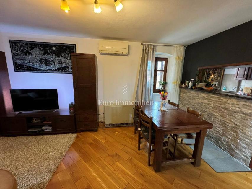 Staro mestno jedro Labina - hiša s tremi enotami