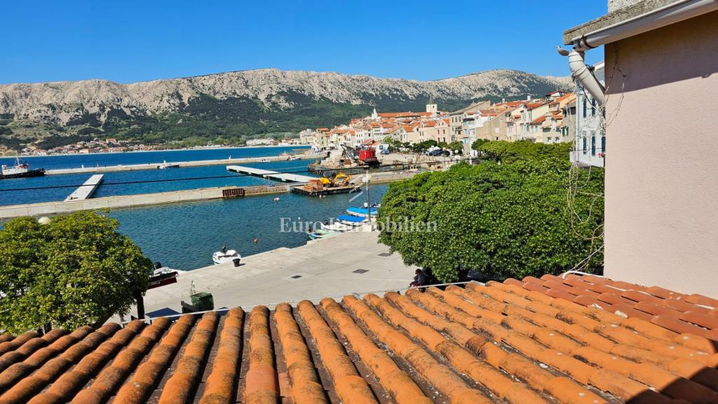 Vrstna hiša blizu morja - Baška