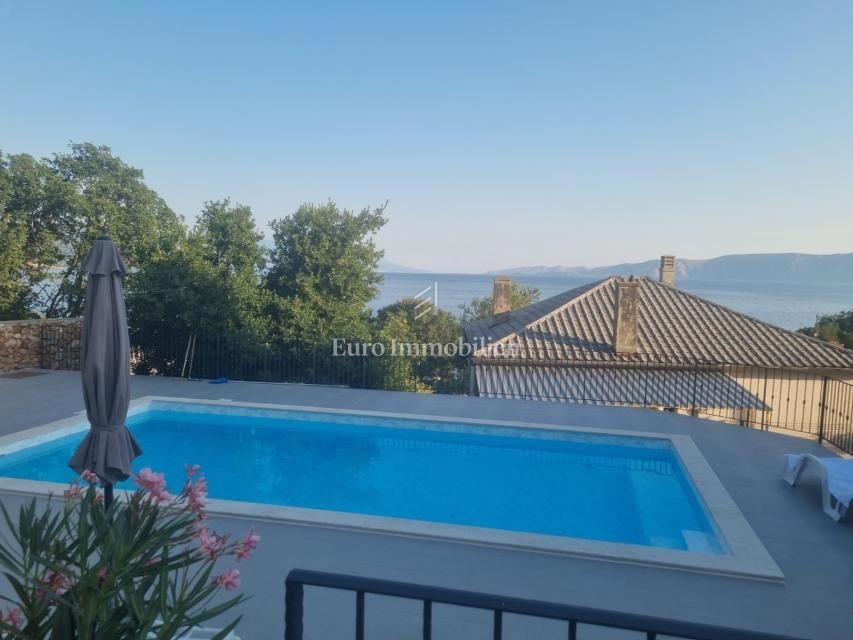 Novi Vindolski, hiša 70m od morja