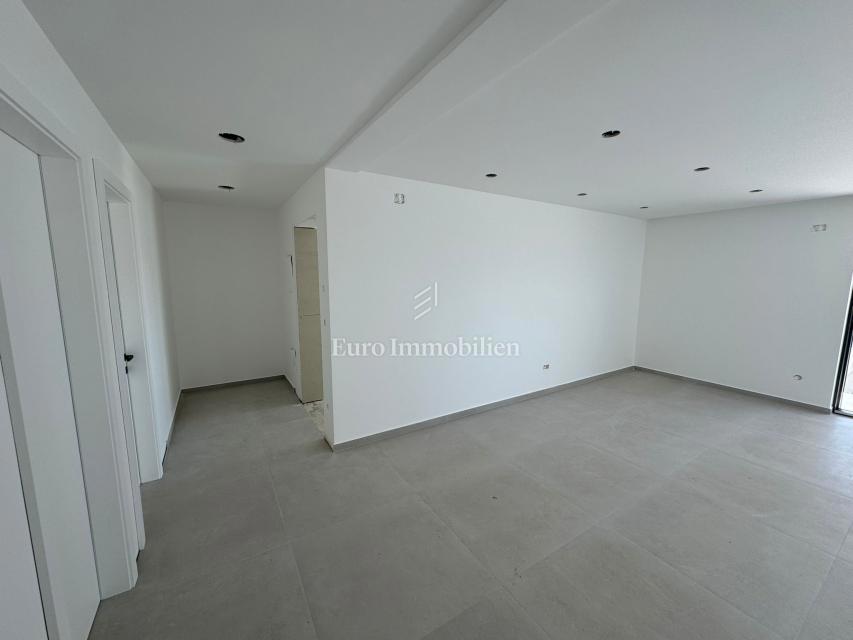 Vir - novozgrajeni apartmaji 200 m od morja