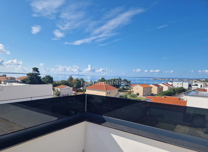 Vir - novozgrajeni apartmaji 200 m od morja
