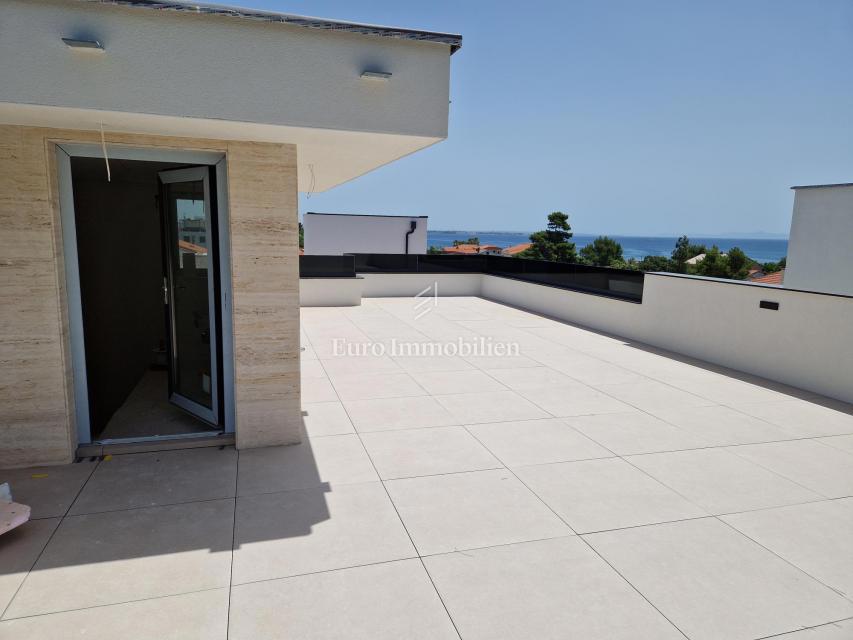 Vir - novozgrajeni apartmaji 200 m od morja