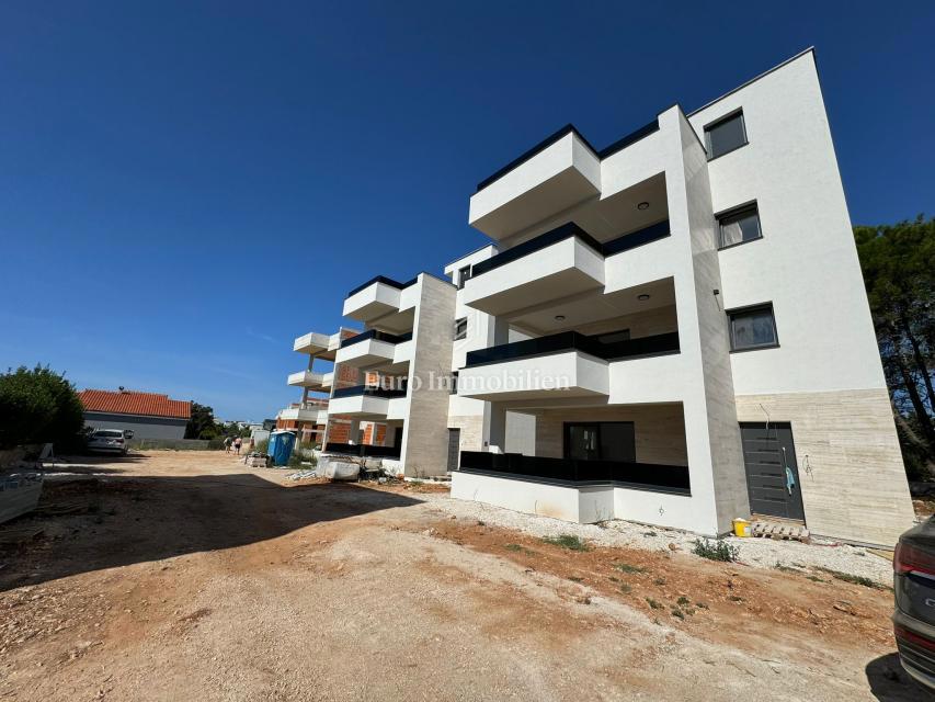 Vir - novozgrajeni apartmaji 200 m od morja