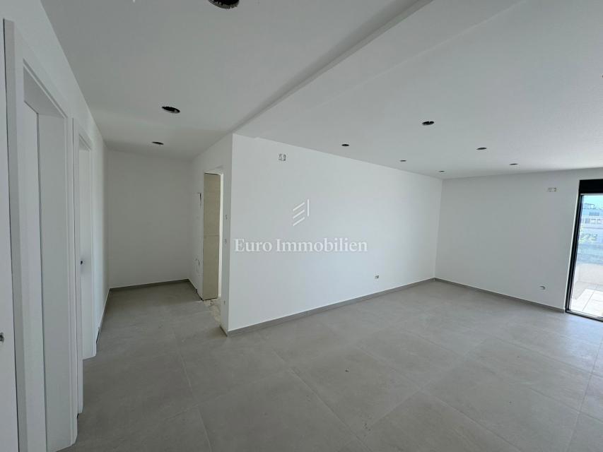 Vir - novozgrajeni apartmaji 200 m od morja