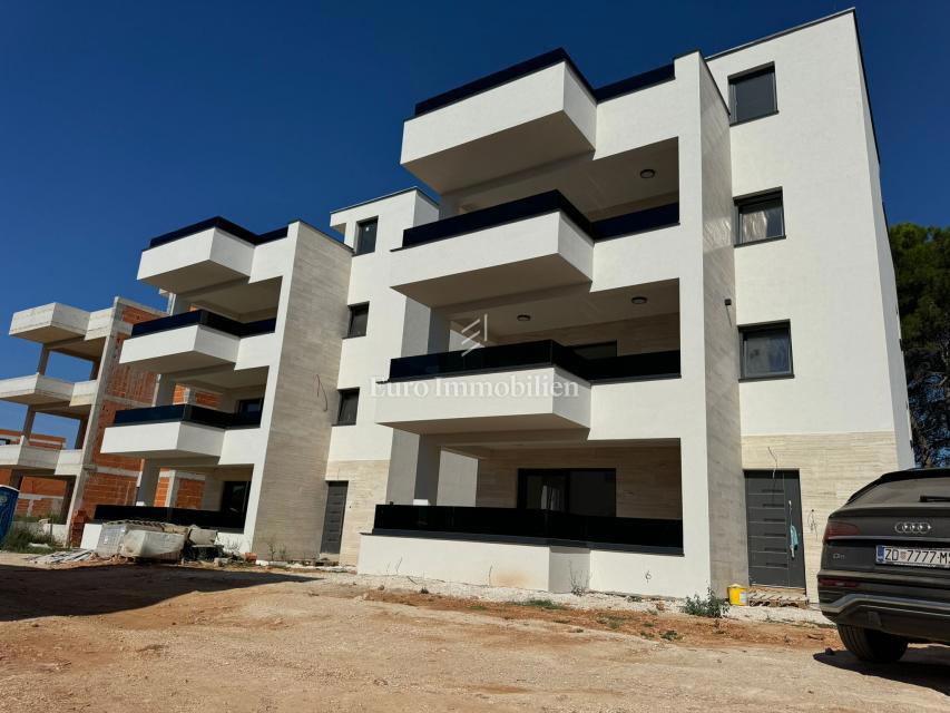 Vir - novozgrajeni apartmaji 200 m od morja
