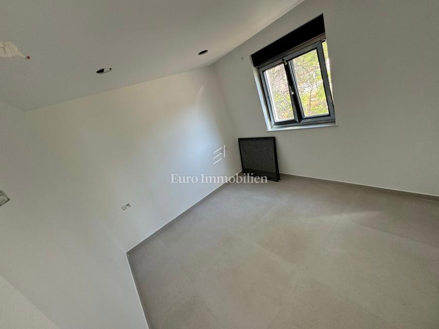 Vir - novozgrajeni apartmaji 200 m od morja