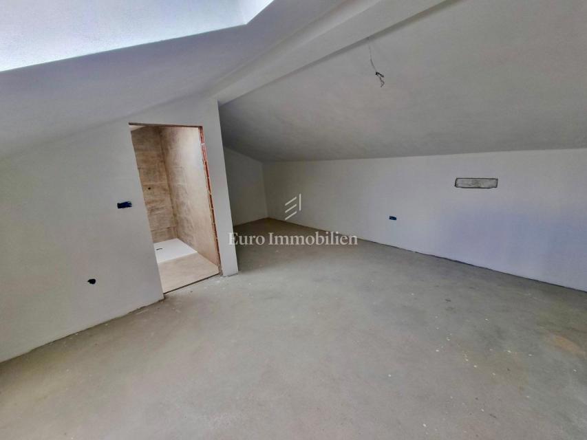 Čudovita posest v osrednji Istri