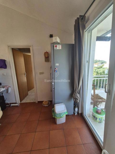 Tribunj - hiša z dvema apartmajema