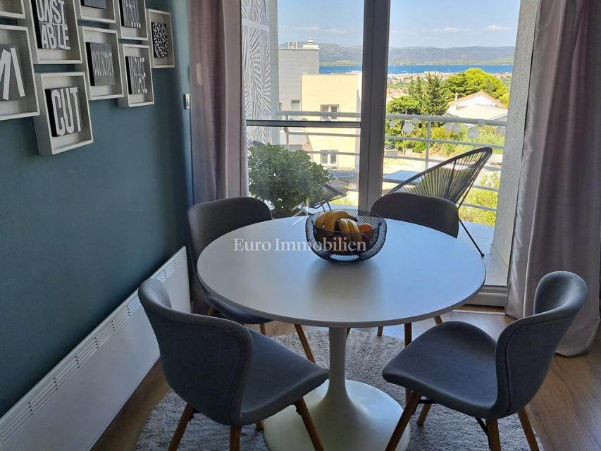 Murter - apartma s pogledom na morje