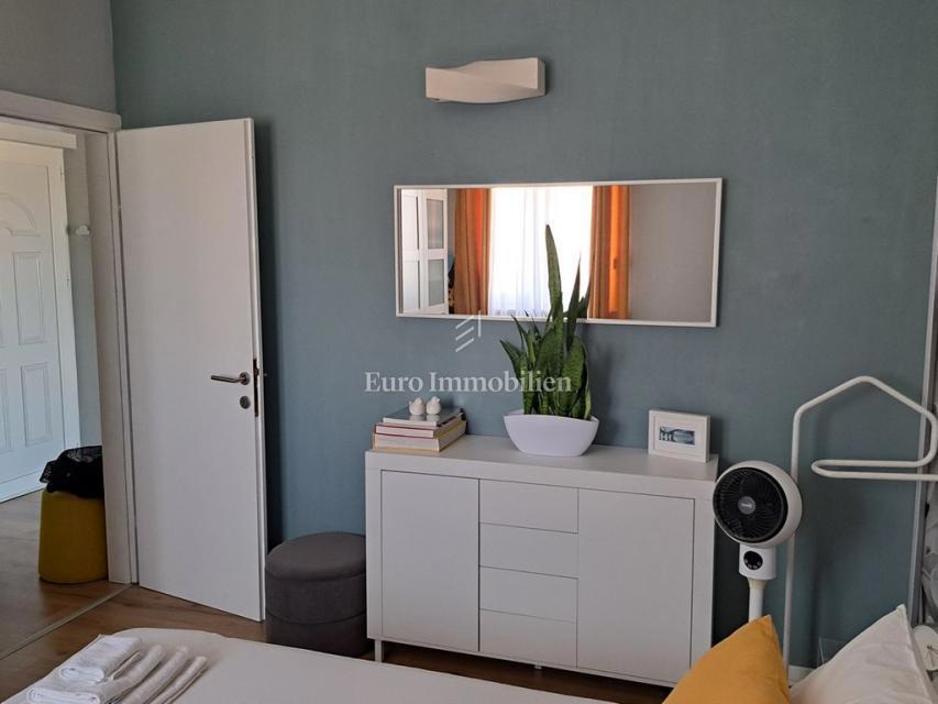 Murter - apartma s pogledom na morje