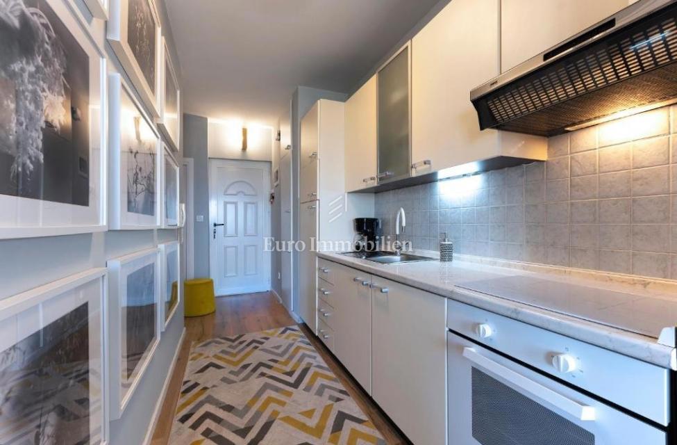 Murter - apartma s pogledom na morje
