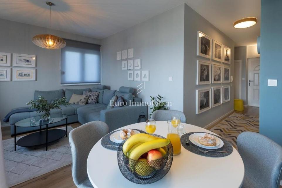 Murter - apartma s pogledom na morje