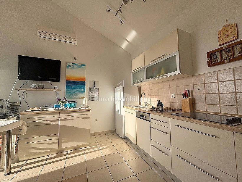 Novalja - manjši apartma s pogledom na morje