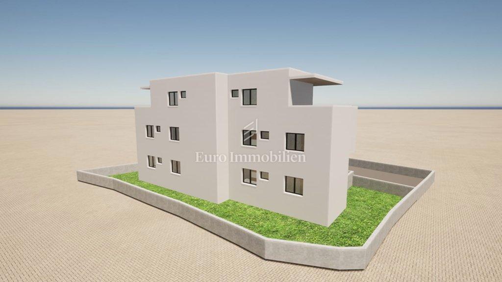 Vodice – apartma v pritličju, blizu morja