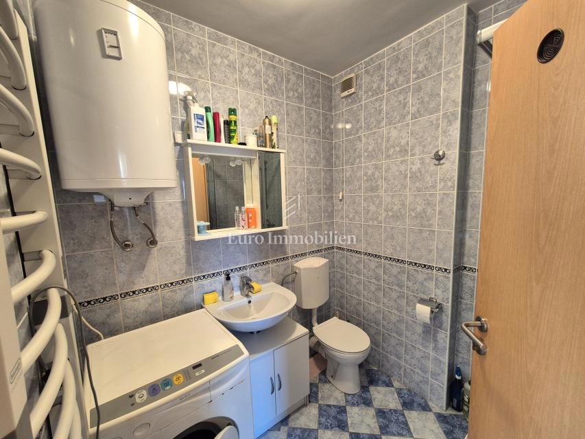 Apartma v bližini centra Malinske