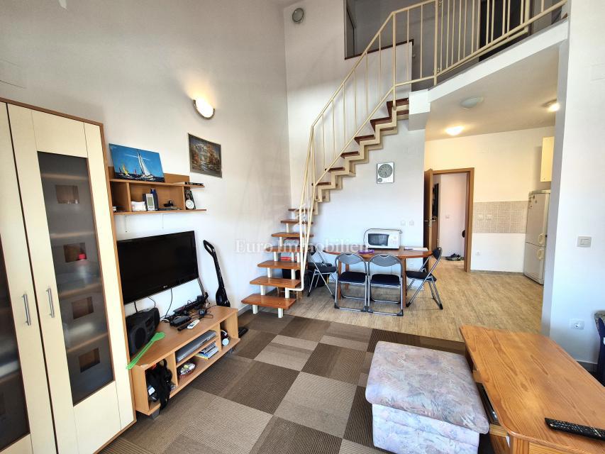 Apartma v bližini centra Malinske