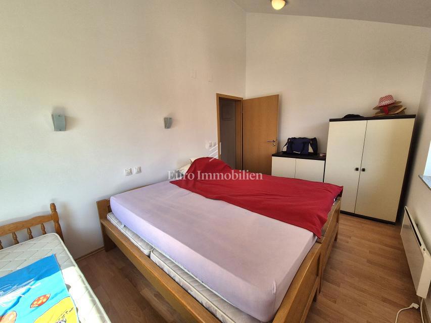 Apartma v bližini centra Malinske