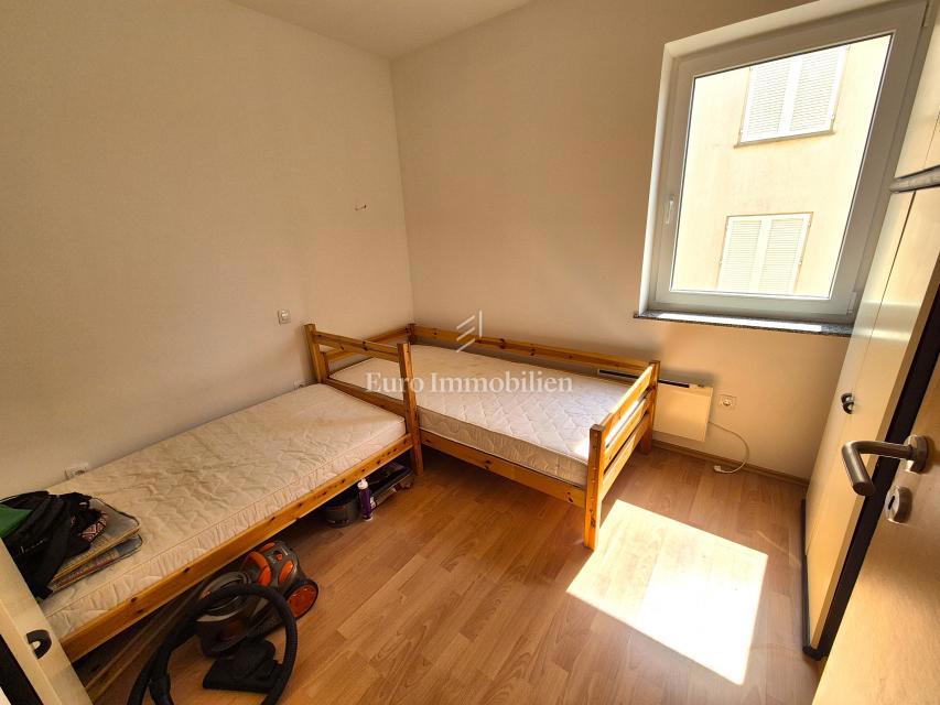 Apartma v bližini centra Malinske