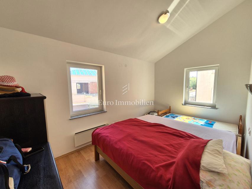 Apartma v bližini centra Malinske