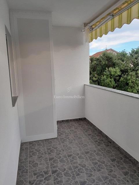 Mandre - opremljen apartma v bližini plaže