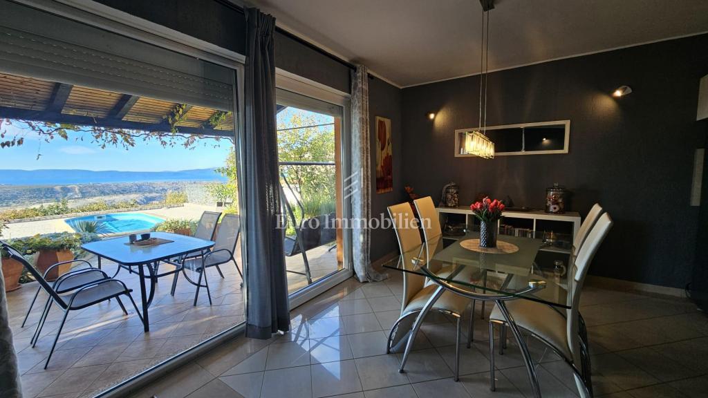 Riviera Crikvenica - hiša z bazenom