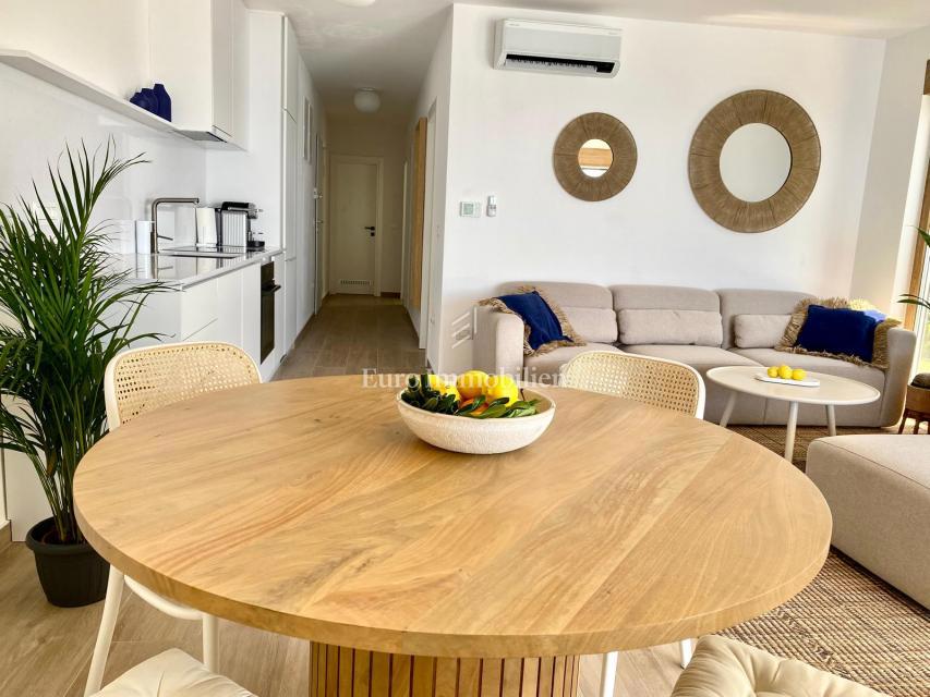 Povljana - apartma prva vrsta do morja