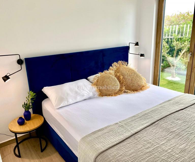 Povljana - apartma prva vrsta do morja