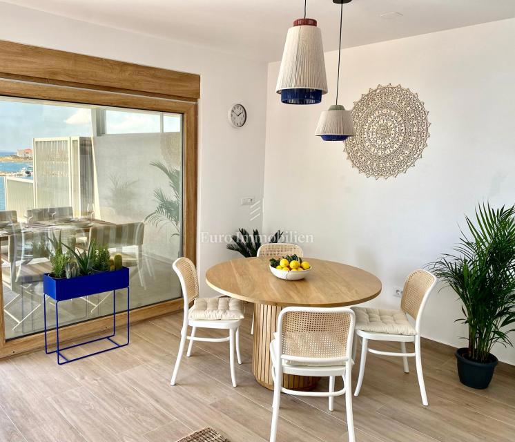 Povljana - apartma prva vrsta do morja