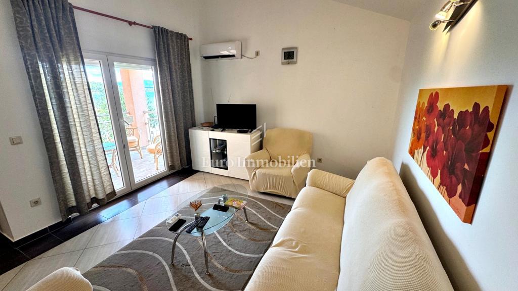 Apartma v prvi vrsti do morja - otok Krk