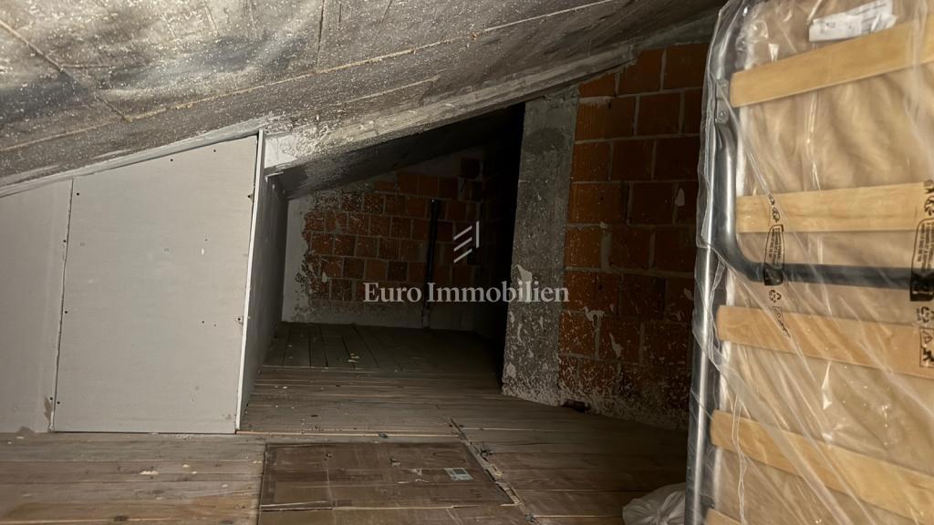 Apartma v prvi vrsti do morja - otok Krk