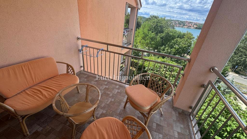 Apartma v prvi vrsti do morja - otok Krk