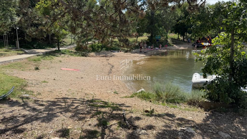 Apartma v prvi vrsti do morja - otok Krk