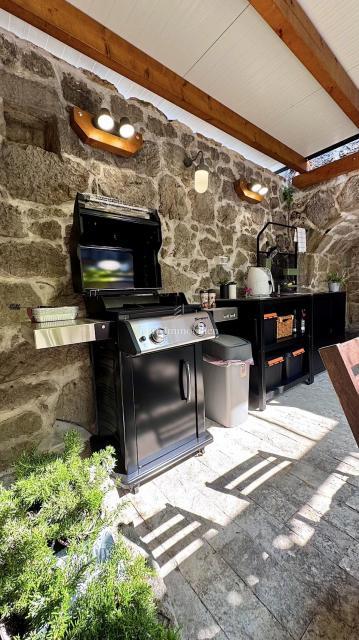 Grižane, Kamnita Hiša