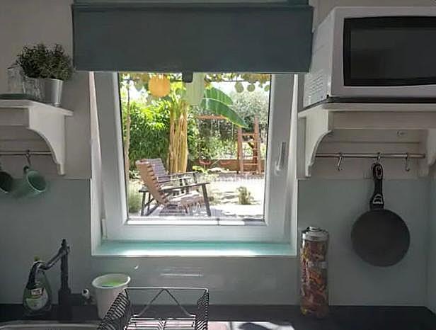 Mesto Krk, Garsonjera z Vrtom in Parkiriščem